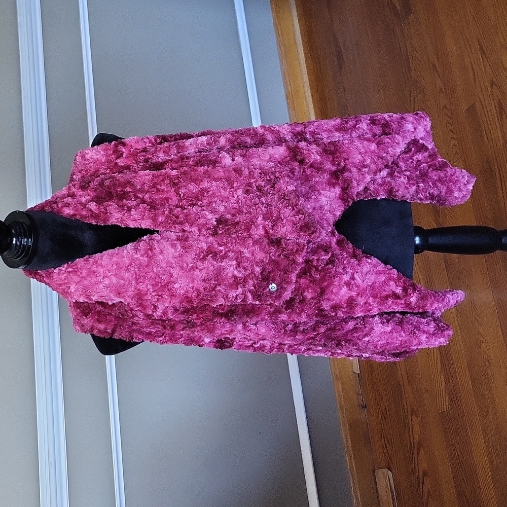 JOLT Red/Pink Fur Vest Size Small NWT